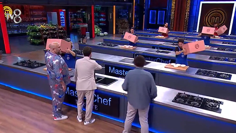 MASTERCHEF HAFTANIN 7. VE SON ELEME ADAYI BELLİ OLDU Dün akşam (9 Ekim) MasterChef eleme potasına kim gitti, son eleme adayı kim oldu, Çağlar mı, Eylül mü oldu İşte MasterChef eleme adayları