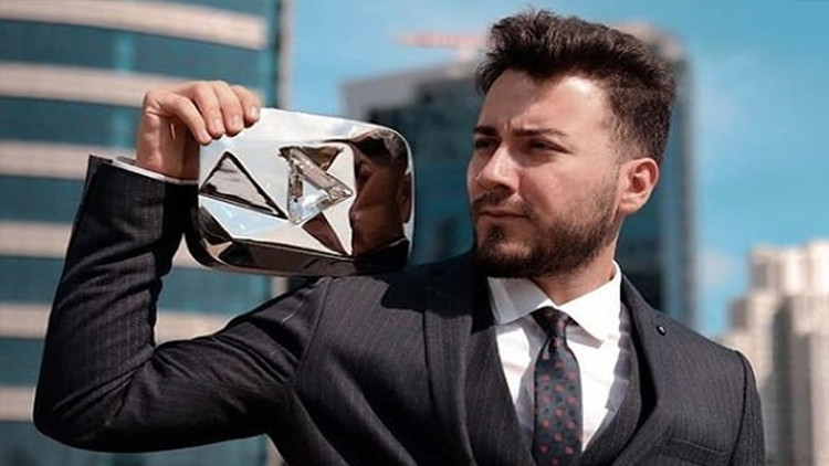 Enes Batur YouTube kanalını kapattı mı, neden kapattı 16 milyon abonesi vardı Enes Batur YouTube kanalını kapattı mı, neden kapattı 16 milyon abonesi vardı