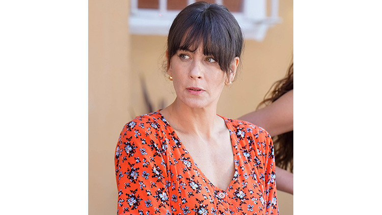 EMEL ÇÖLGEÇEN- REFİKA EMEL ÇÖLGEÇEN- REFİKA