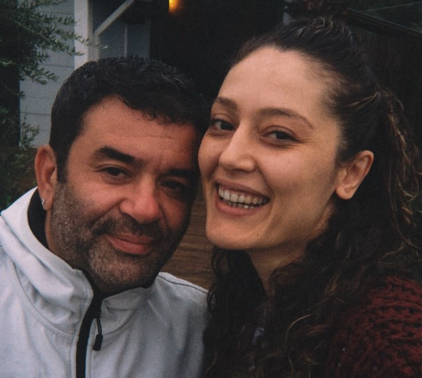 Gözüm kamaşıyor Ünlü isim aşka geldi