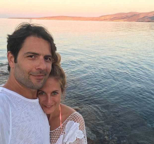 Gözüm kamaşıyor Ünlü isim aşka geldi