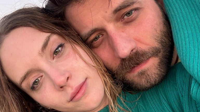 Gözüm kamaşıyor Ünlü isim aşka geldi