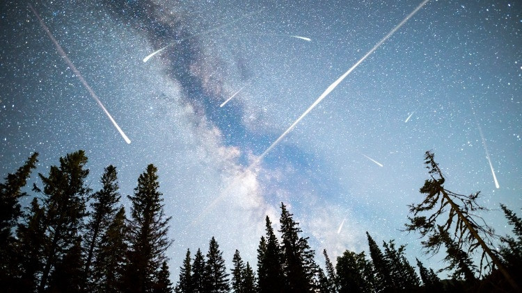 Saat Kaçta İzlenmeli