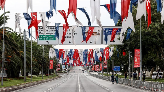 İstanbul'da bazı yollar pazar günü trafiğe kapatılacak
