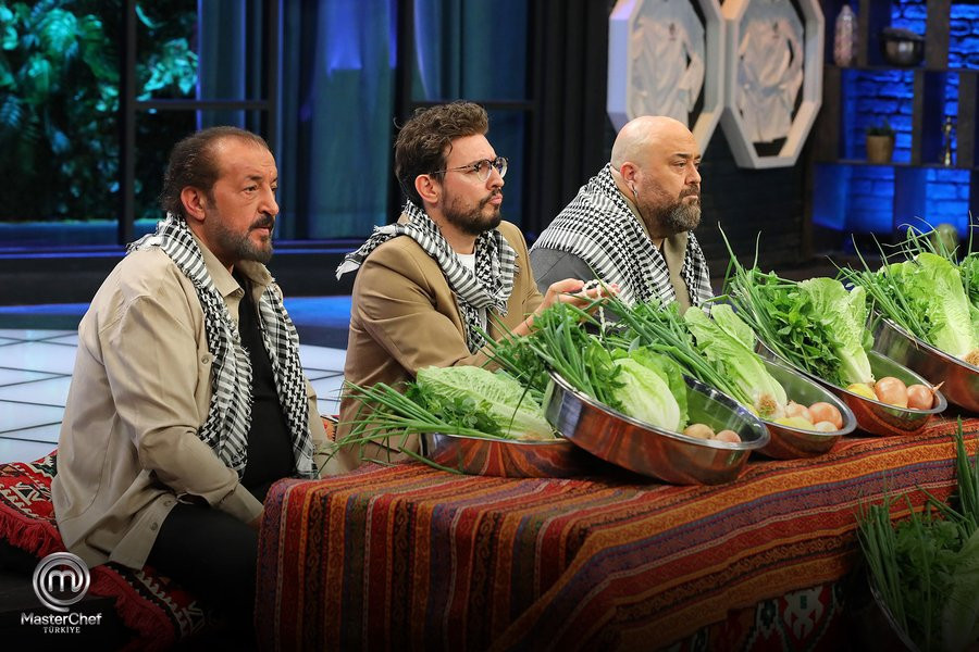 MASTERCHEF MAVİ TAKIM KAPTANI KİM OLDU, KİM KAZANDI 19 EKİM 2025 (Pazar-Son bölüm) | Dün akşam MasterChef kaptan kim oldu, kaptanlık oyununu kim kazandı İşte MasterChef yeni takımlar