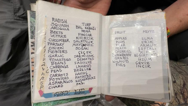 Emekli olduktan sonra dünya turuna çıktılar Tam 50 ülke gezdiler yine Türkiyeye geldiler | Özellikle onları çok seviyorum