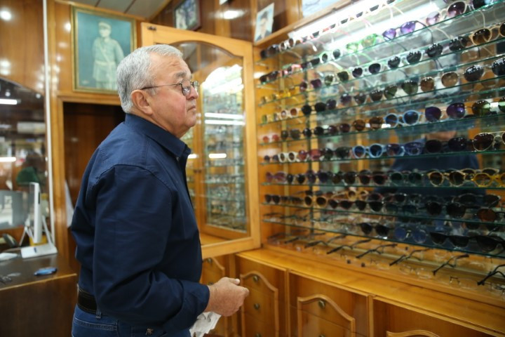 60 yıldır sürdürdüğü mesleği parmak izlerini yok etti | Nüfus Müdürlüğündeki personel şaşkına döndü