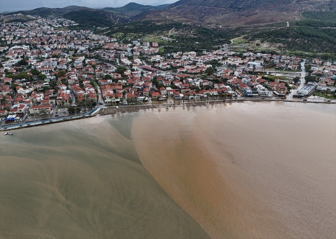 Meteoroloji uyarmıştı Sağanak sonrası kent sular altında kaldı, vatandaşlar kabusu yaşadı