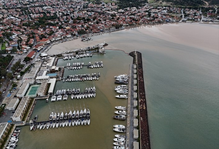 Meteoroloji uyarmıştı Sağanak sonrası kent sular altında kaldı, vatandaşlar kabusu yaşadı