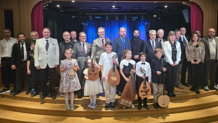 Bilal Erdoğan: Çocuklarımız Türk müziğimizin zenginliğinden haberdar olmalı