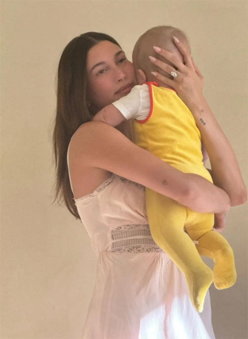 YİNE DE ACELE ETMİYOR