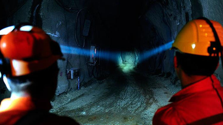 Avustralya’da madende patlama: 2 ölü