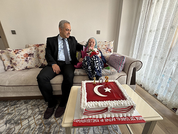 7 çocuğu ve 20 torunu var Cumhuriyet ile aynı yaşta | Yıllara meydan okudu: Oğlu, en büyük üzüntüsünü açıkladı