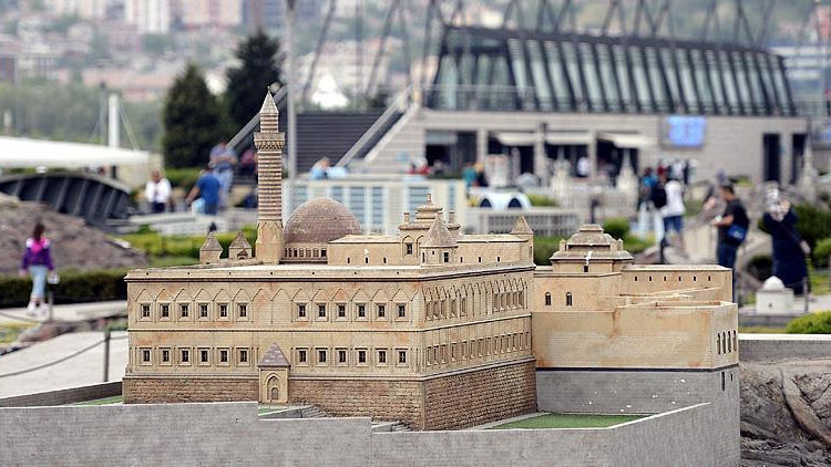29 EKİM İSTANBUL ÜCRETSİZ MÜZELER: 29 Ekimde müzeler ücretsiz mi, hangi müzeler ücretsiz Yarın Miniatürk, Yerebatan Sarnıcı, Panorama 1453 Tarih Müzesi bedava mı