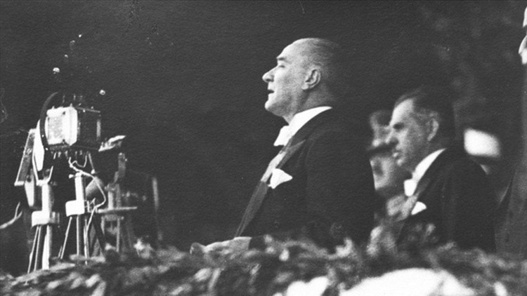 29 EKİM CUMHURİYET BAYRAMI ANLAMI VE ÖNEMİ