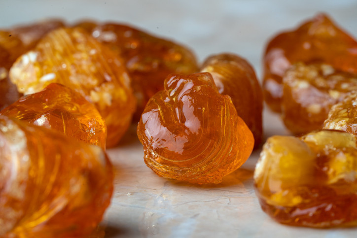 Daha sağlıklı diye övülüyor ama bilim ne diyor Bal, akçaağaç şurubu, agave şurubu vb. tüketmek şekerden iyi mi