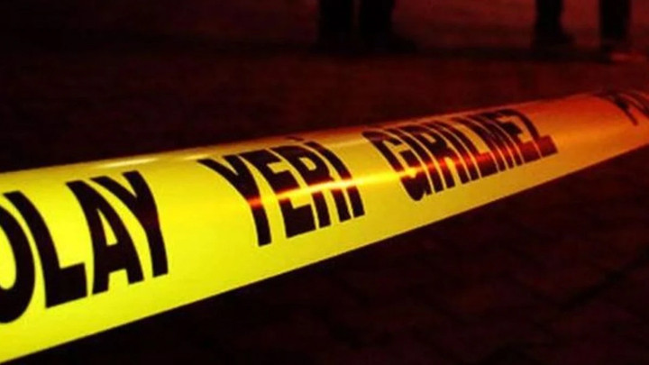 Antalya'da dehşete düşüren olay! 9 yaşındaki oğlunu bıçakla yaraladı, kendisini ateşe verip 6'ncı kattan atladı