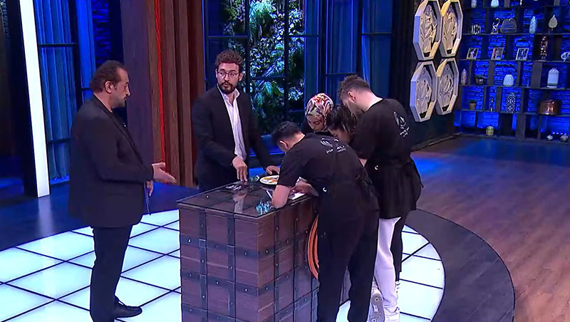 MASTERCHEFTE KİM ELENDİ