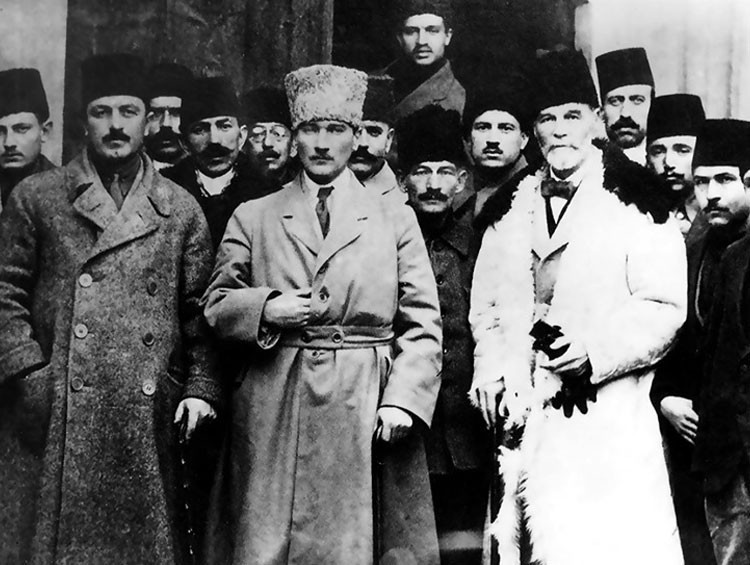 10 KASIM MESAJLARI, ATATÜRKÜ ANMA SÖZLERİ VE FOTOĞRAFLARI 2025 (EN GÜZEL SEÇENEKLER) || Atatürk resimli, görselli, yeni, duygusal, anlamlı, yazılı 10 Kasım mesajları ve Atatürk ile ilgili sözler (87. ölüm yıl dönümünde özlem ve hasretle anıyoruz…) 10 KASIM MESAJLARI, ATATÜRKÜ ANMA SÖZLERİ VE FOTOĞRAFLARI 2025 (EN GÜZEL SEÇENEKLER) || Atatürk resimli, görselli, yeni, duygusal, anlamlı, yazılı 10 Kasım mesajları ve Atatürk ile ilgili sözler (87. ölüm yıl dönümünde özlem ve hasretle anıyoruz…)