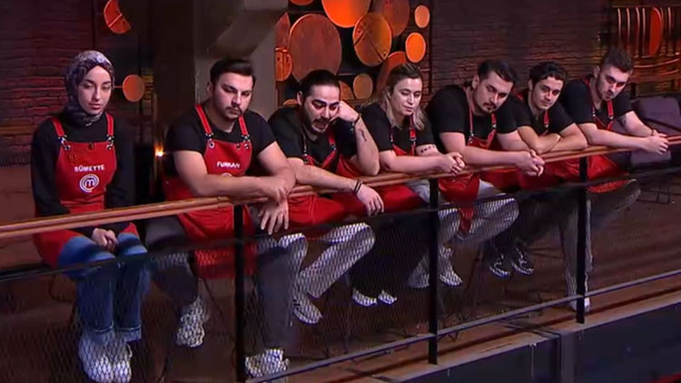 MASTERCHEF 1. VE 2. ELEME ADAYLARI KİMLER OLDU 10 KASIM 2025 (SON BÖLÜM) || Dün akşam MasterChefte potaya kim gitti, dokunulmazlık oyununu hangi takım kazandı İşte son bölüm MasterChef 1. ve 2. eleme adayları...