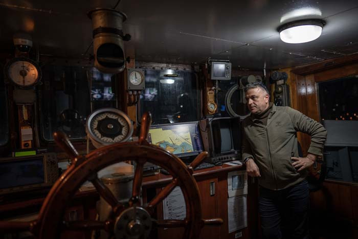 Marmara Denizinin derinliklerinden örnekler alındı Bilim dünyasına ışık tutacak: Keşfedilmeyi bekliyor dedi ve açıkladı