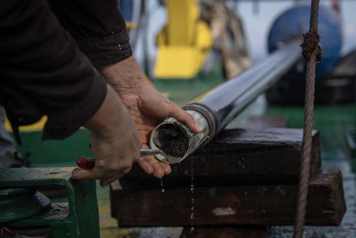 Marmara Denizinin derinliklerinden örnekler alındı Bilim dünyasına ışık tutacak: Keşfedilmeyi bekliyor dedi ve açıkladı