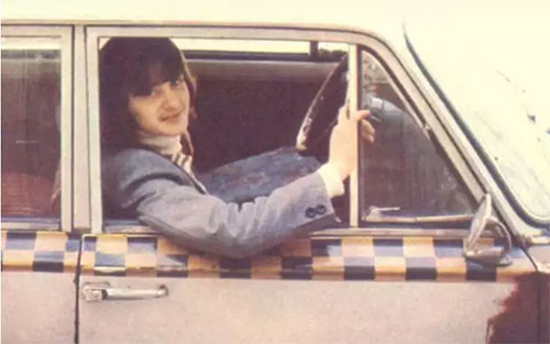 KONFENSİYON ATÖLYESİNDEN EMEKLİ OLMUŞ