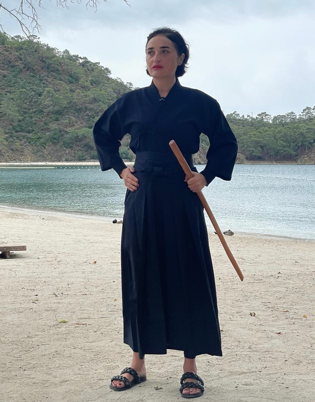 Ünlü oyuncu samuray oldu Eğitim hayatımı değiştirdi Ünlü oyuncu samuray oldu Eğitim hayatımı değiştirdi