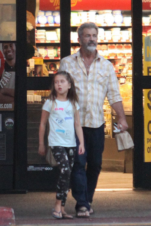 MEL GIBSON
