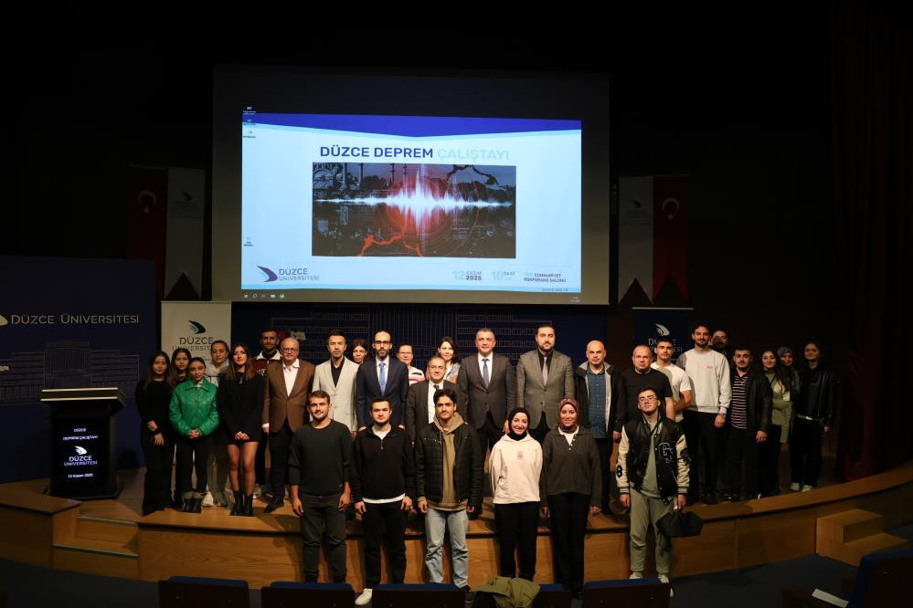 En aktif fay hatlarının üzerinde dedi ve o ilimizi işaret etti