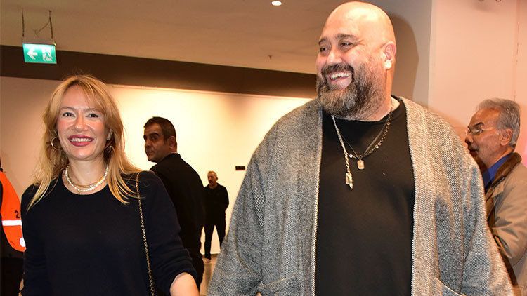 Somer şeften eski sevgilisine gönderme... 'Bu seferki ciddi'