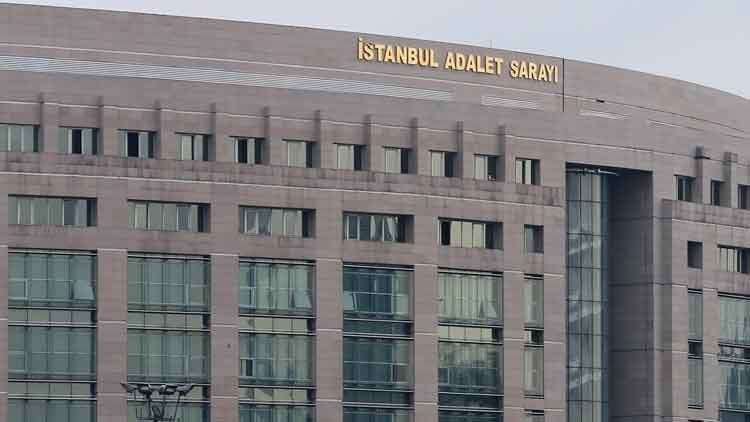 Kapalıçarşı'daki döviz istasyonları üzerinden para aklandığı iddiasıyla yürütülen soruşturmada 26 zanlı tutuklandı
