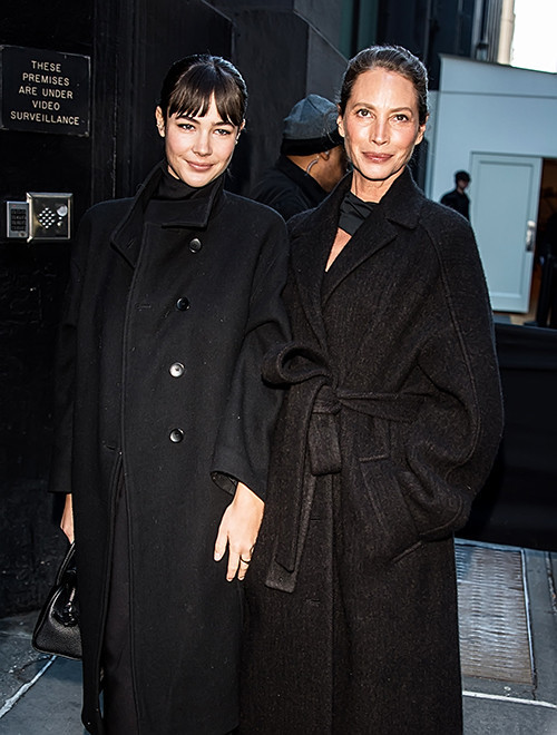 Daha doğduğu gün annesi ona en güzel mirası bıraktı