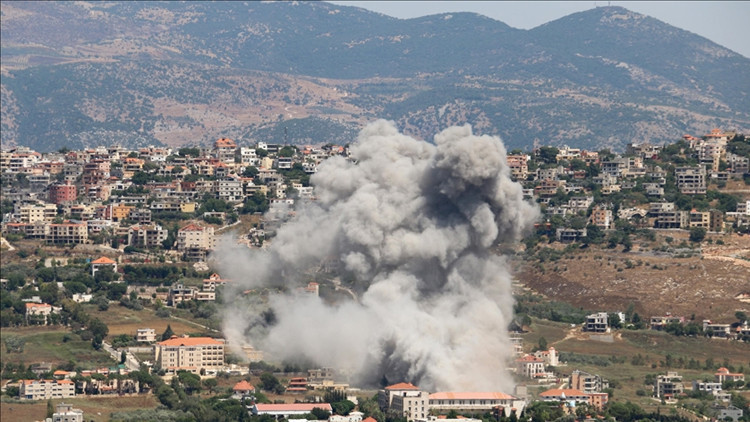 İsrail'den Lübnan'a peş peşe saldırılar: Ölü ve yaralılar var