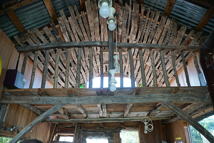  Eski evimizi yıkmak zorunda kaldık