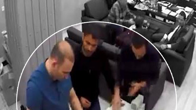 CHP İstanbul İl Başkanlığı'ndaki 'para sayma' görüntülerine ilişkin davada duruşma 15 Nisan'a ertelendi