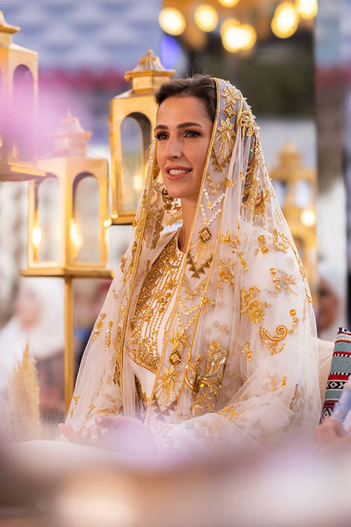 Mimar olup binalar inşa edecekti... Hiç haberi yoktu... Hayat ona sürprizini beklemediği yerden hazırladı