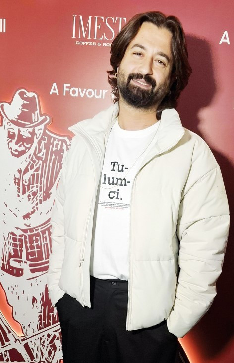  Pazarda tezgahım var karpuz satıyorum...