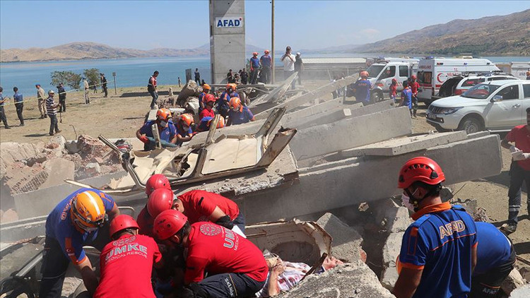 26 Kasım deprem tatbikatı neden iptal edildi Deprem tatbikatı iptal mi oldu 26 Kasım deprem tatbikatı neden iptal edildi Deprem tatbikatı iptal mi oldu