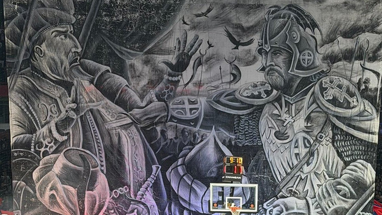 Fenerbahçe'den Partizan maçında açılan ırkçı pankarta tepki! 'Şikayet ettik, tekrar edeceğiz'