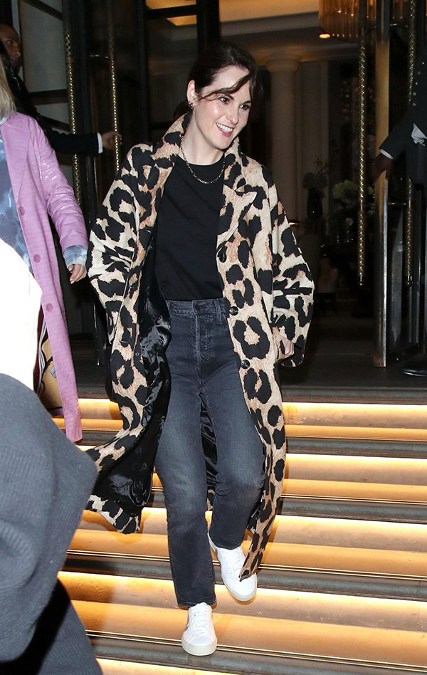 Sevdiğini elleriyle toprağa koydu, en büyük acıyı tattı… Şimdi karnındaki mucizeyi kucağına almayı bekliyor Sevdiğini elleriyle toprağa koydu, en büyük acıyı tattı… Şimdi karnındaki mucizeyi kucağına almayı bekliyor