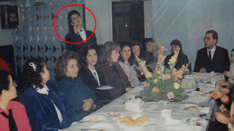 O zamanlar okul kantininde şarkı söyleyen bu genci şimdi milyonlar dinliyor!