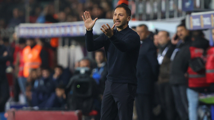 Domenico Tedesco'dan galibiyet sonrası derbi yanıtı: 'Aklım Ferençvaros maçında'