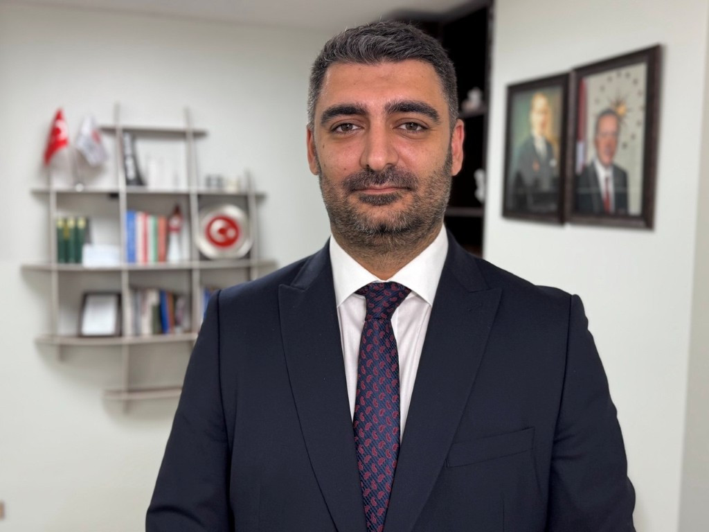 Burada arkadaş, dostluk ilişkisi de geliştiriyorlar