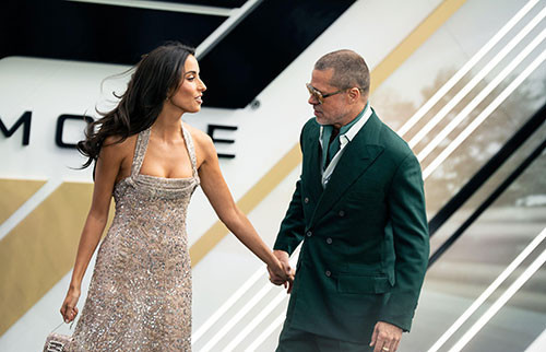 Ne güzeller sevdi, hiçbiri onun gibi değildi... En büyük acılarını kollarında unuttu