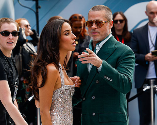 Ne güzeller sevdi, hiçbiri onun gibi değildi... En büyük acılarını kollarında unuttu