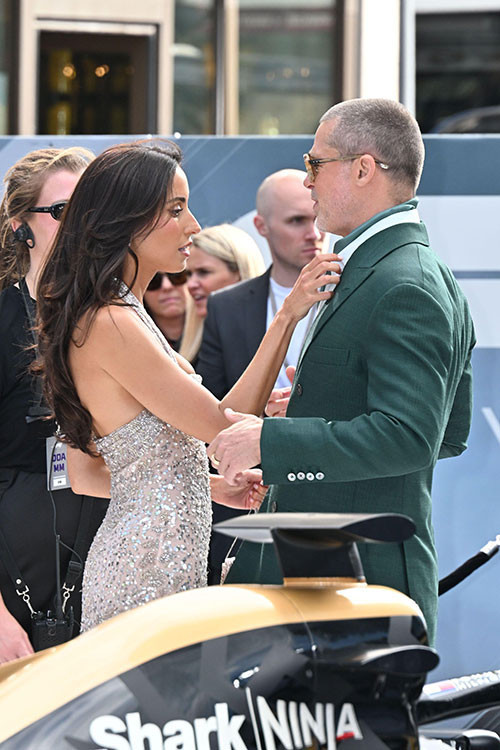 Ne güzeller sevdi, hiçbiri onun gibi değildi... En büyük acılarını kollarında unuttu