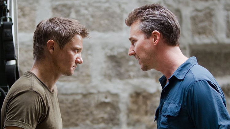 Bourneun Mirası (The Bourne Legacy) konusu nedir, oyuncuları kimler