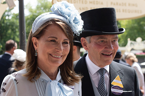 Babaya kafa tutma sırası ona geldi: Kavgadan, gürültüden bıktı... Karısının ailesine sığındı