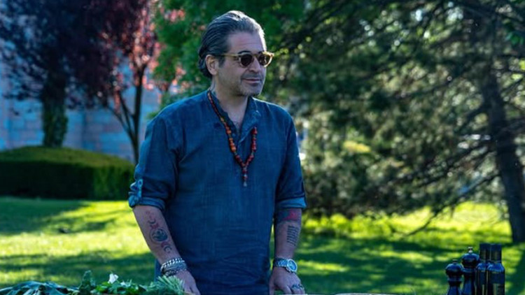 HAZER AMANİ KİMDİR